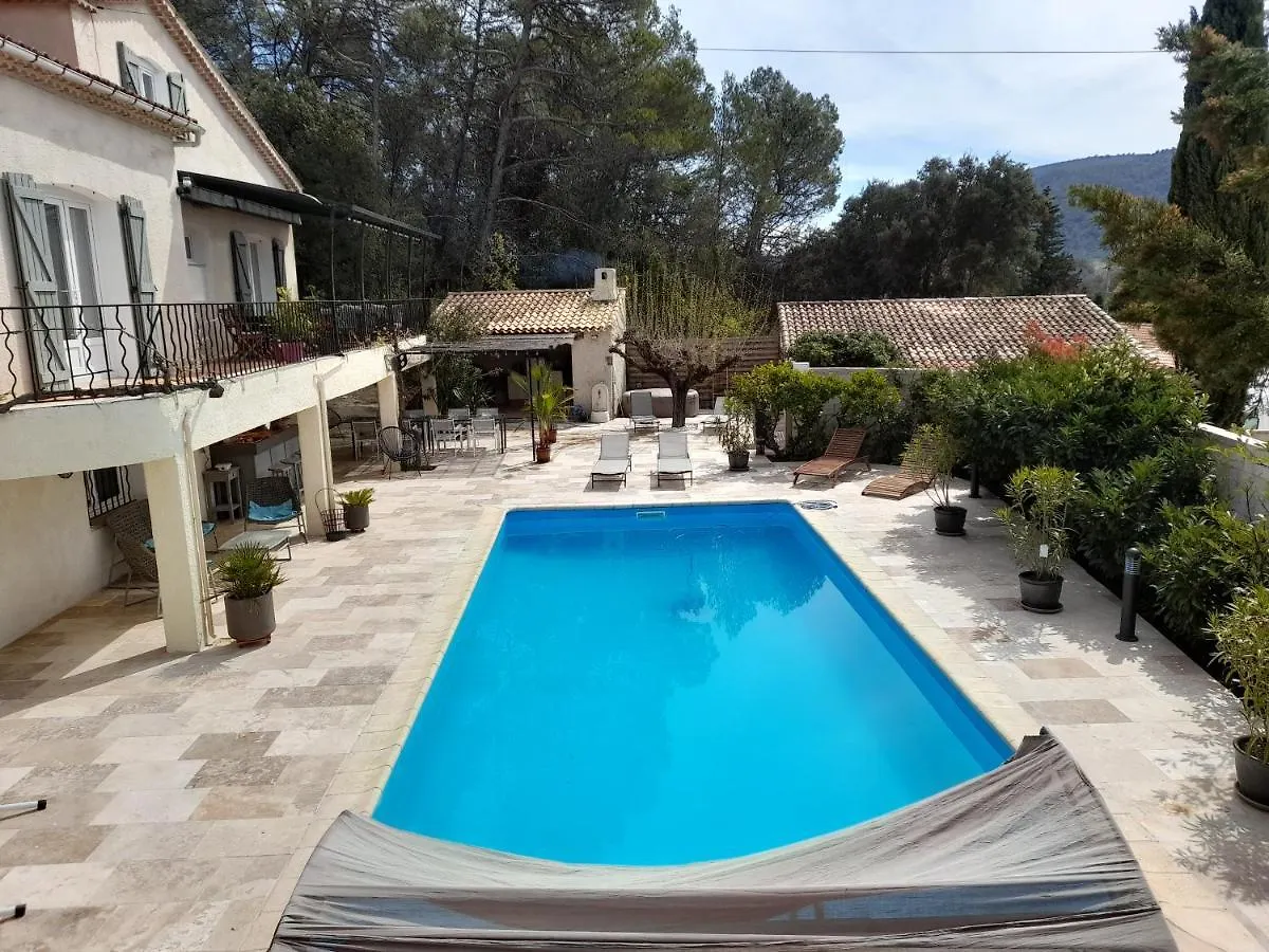 Hébergement de vacances Les Arbousiers Brignoles Piscine Et Spa France